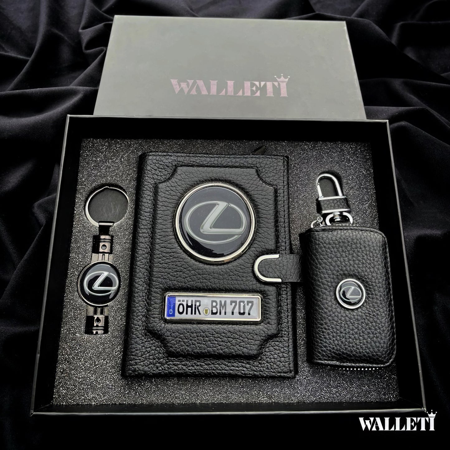 Set: Portofel + breloc+ husă chei+cutie